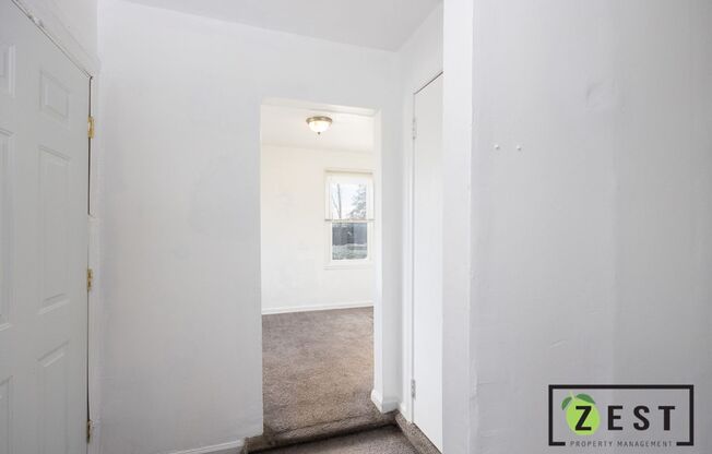 3 beds, 1 bath, $1,200