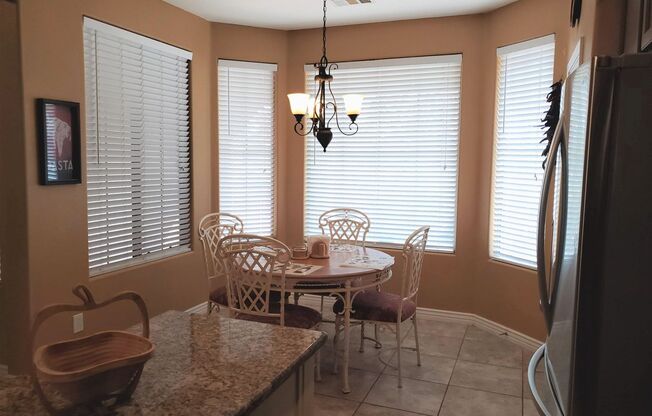 Fully Furnished, Single level Home