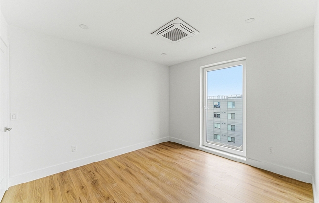 1 bed, 1 bath, 633 sqft, $3,485, Unit 211