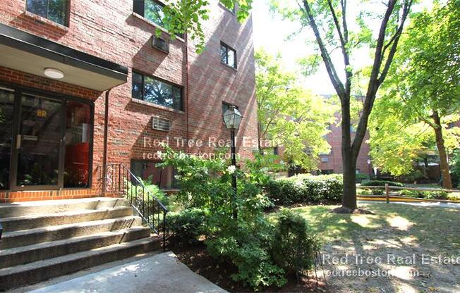 20 Riverside St.