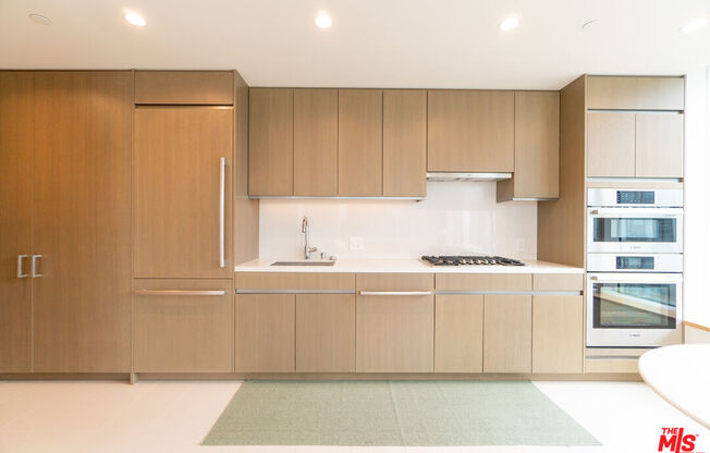 1 bed, 1.5 baths, 920 sqft, $4,600, Unit 1903