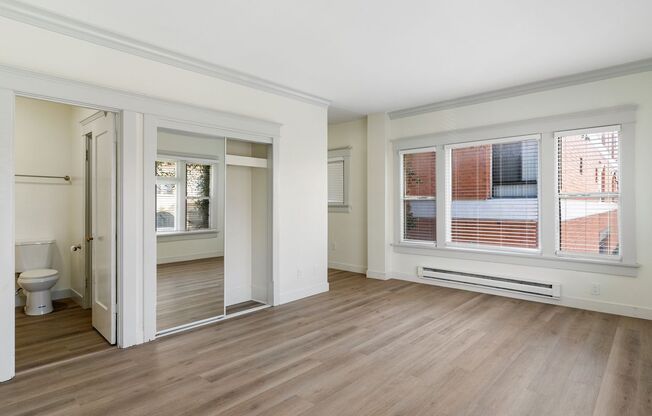Studio, 1 bath, 354 sqft, $1,495, Unit 201