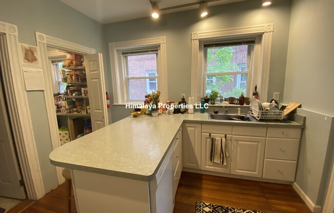 6 CHERRY ST