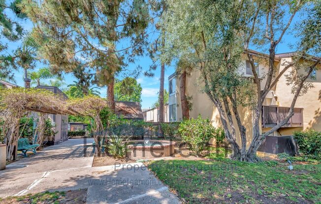 2 BR/ 2 BA 894 SQFT CONDO IN MISSION VALLEY/ SAN DIEGO