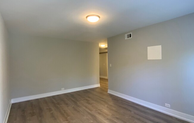 1128 Maple Ave