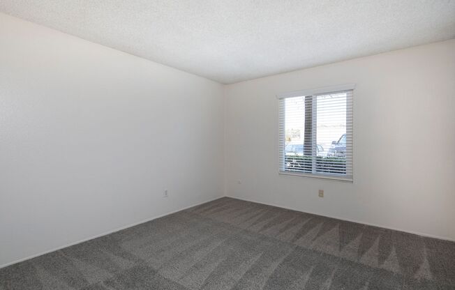 1 bed, 1 bath, 675 sqft, $1,950, Unit 11