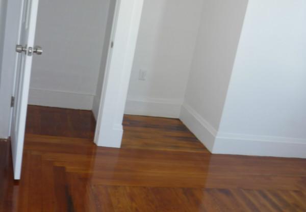 3 beds, 1 bath, $3,300, Unit 3