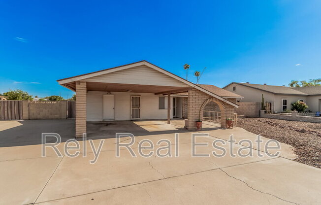 5505 W SUNNYSLOPE LN