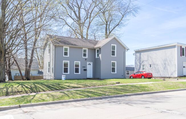 406 W 12th St - Cedar Falls