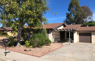 Open Bright and Spacious 2 bed 2 bath in Peacock Hills