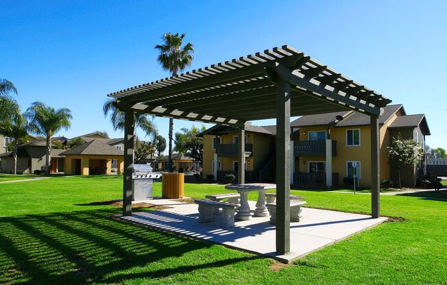 Cinnamon Woods Apartments