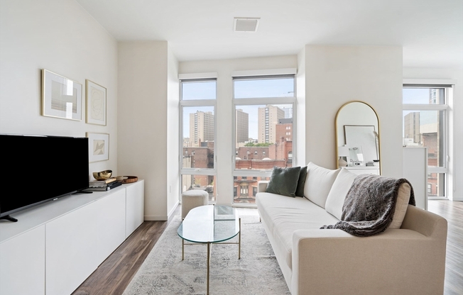 Studio, 1 bath, 554 sqft, $3,250, Unit 501
