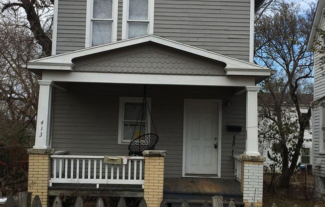 Duplex at 411/413 SW Tyler St