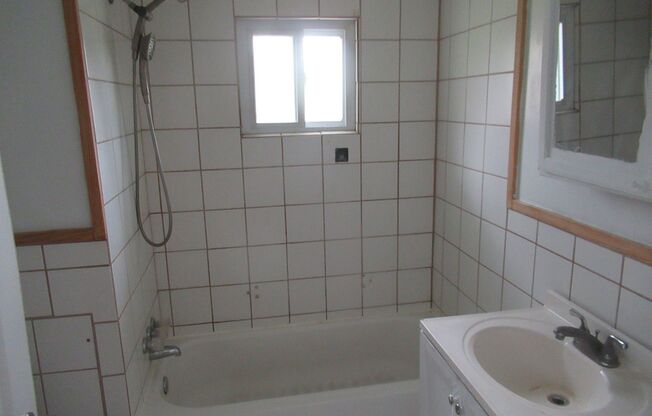 3 bedrooms, 1 bath + den!