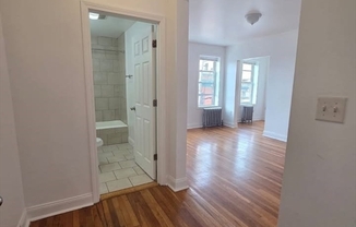 10 Yeamans Street