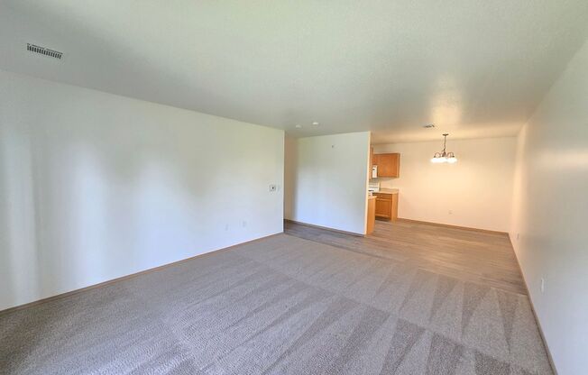 3225 S Sycamore