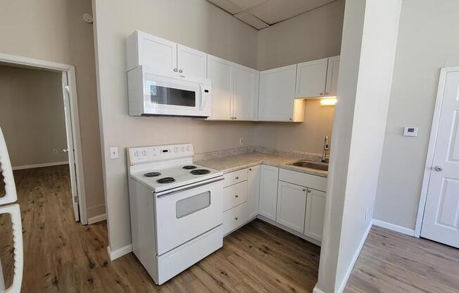 706 WILMINGTON AVE