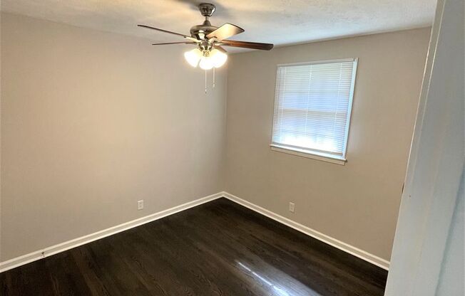 2 beds, 1 bath, 900 sqft, $850, Unit 416