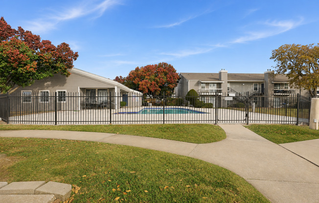 Woodland HIlls Apartments