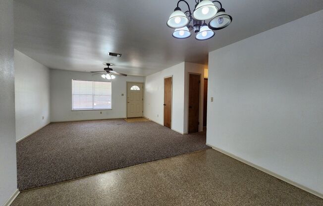 2 beds, 1 bath, $1,350