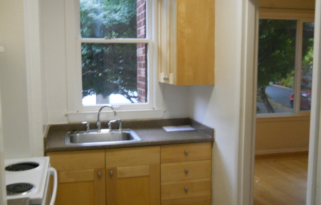 1 bed, 1 bath, 500 sqft, $1,550, Unit 01