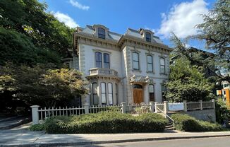 Kamm House