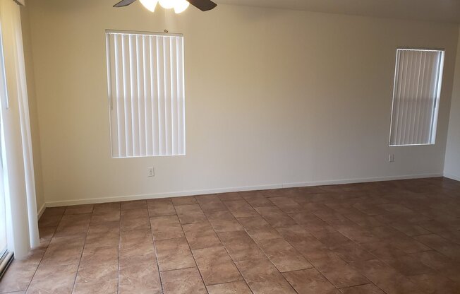 NEWLY RENOVATED 3BR/1BA SINGLE FAMILY HOME IN LAS VEGAS!