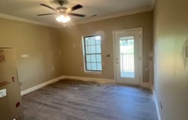 3 beds, 2 baths, 1,205 sqft, $1,350