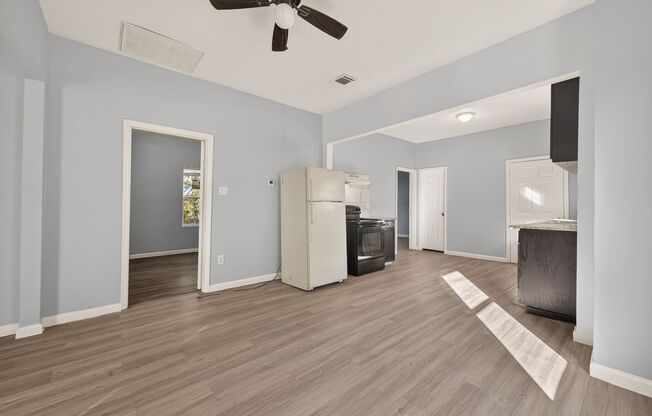 Affordable 3bed/2bath single-family house!