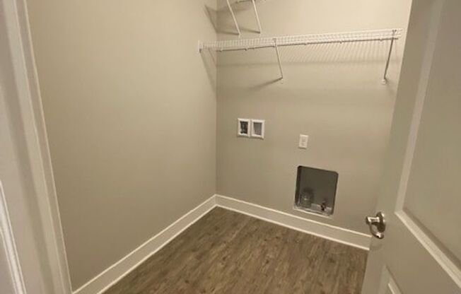 2 beds, 2 baths, 1,284 sqft, $2,171, Unit 2105-201
