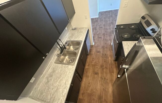 1349 DEVONPORT DR