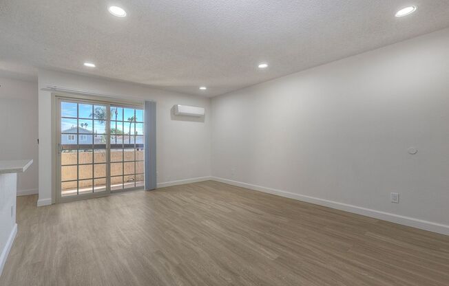 1 bed, 1 bath, 675 sqft, $1,975, Unit A-06