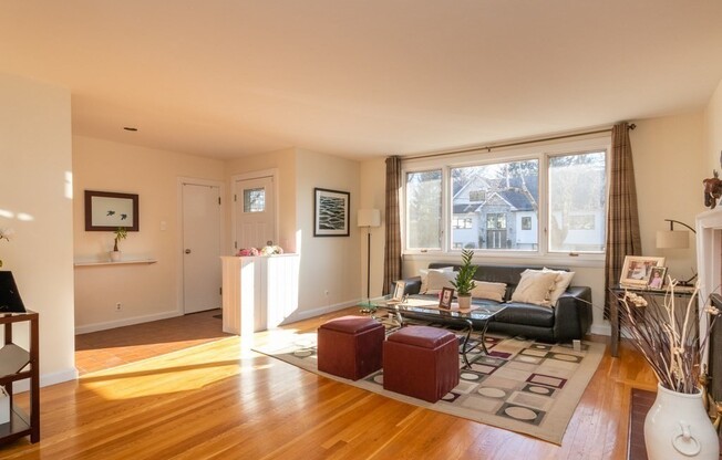 57 CLIFTON RD