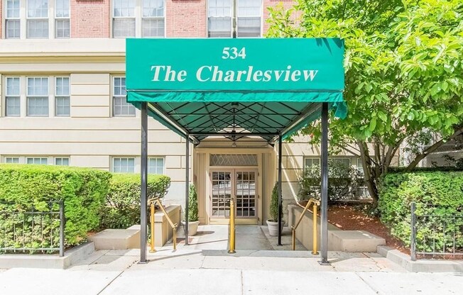 1 bed, 1 bath, 513 sqft, $2,800, Unit 702