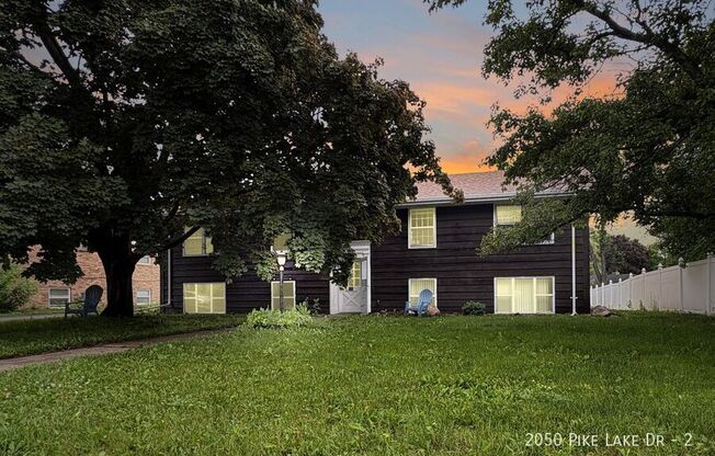 2050 PIKE LK DR