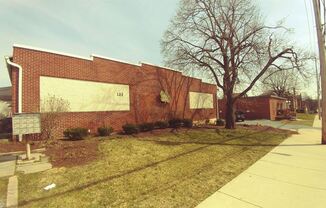 133 N. POPLAR STREET