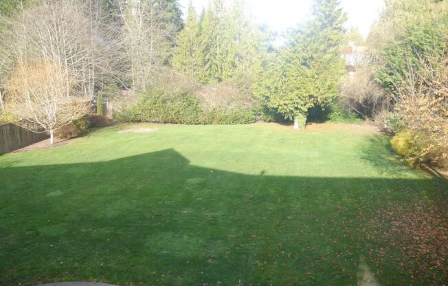 Beautiful home in quiet Puyallup neighborhood