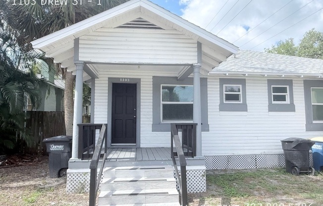 1103 DREW ST