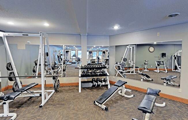 Convenient apartment fitness center at pointe west apartments