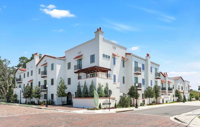 Experience Modern Luxury at Smith & Main: Premier Living in Downtown Winter Garden