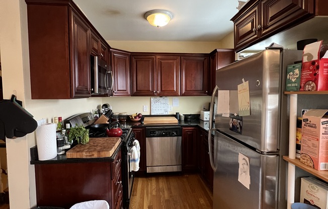 4 beds, 2 baths, $5,000, Unit 2