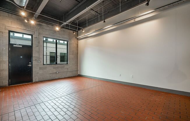 1 bed, 1 bath, $1,575, Unit 727 N. 4th St. Apt. 123
