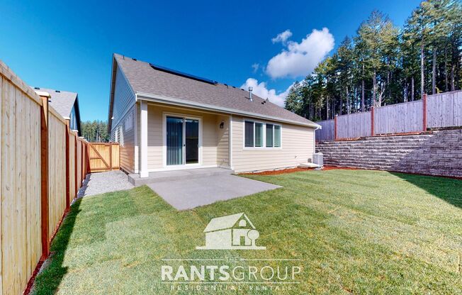 Beautiful Home! Easy JBLM commute!