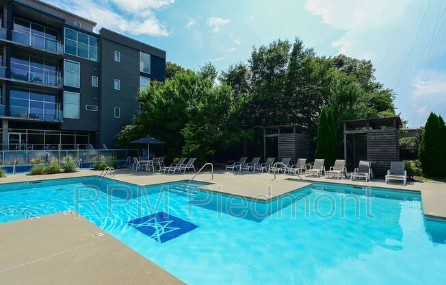 130 ARIZONA AVE NE