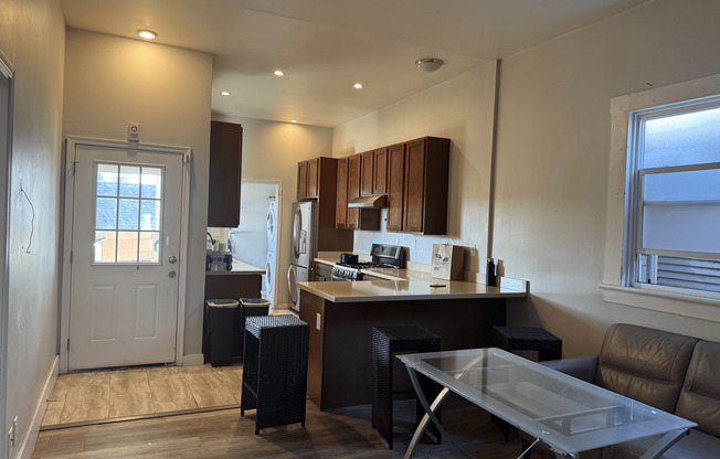 2533-2535 Filbert Street