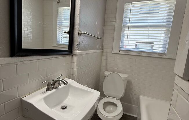 Leuda May Apartments