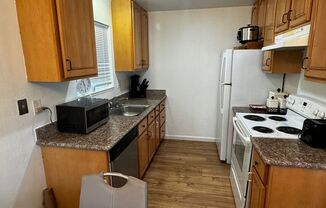 2 beds, 2 baths, $2,995, Unit Unit One