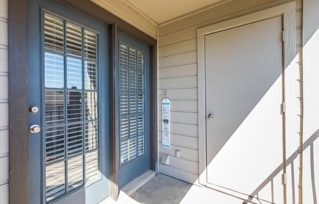 2 beds, 2 baths, 899 sqft, $1,189