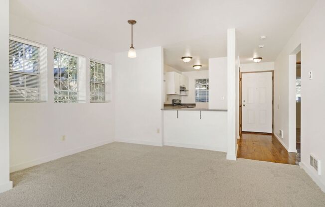 7020 Lynnwood