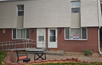 2 beds, 1.5 baths, $1,645, Unit # #C 6